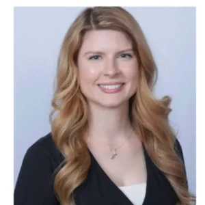 JULIA PINCIOTTI Insurance Agent