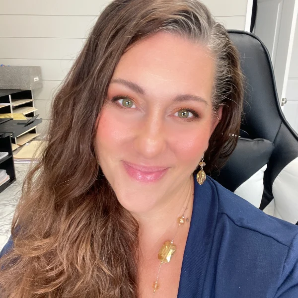 RACHEL LYNNE WHEELER Insurance Agent